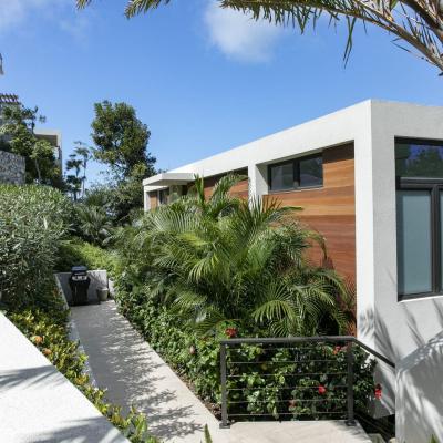 Calichi at Picture Point- The Orchid Villa