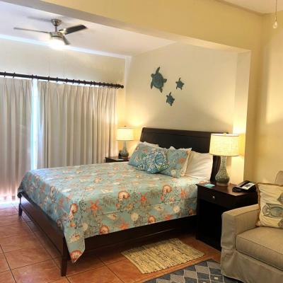 SEASIDE AT GRANDE BAY RESORT