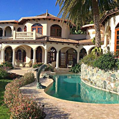 VILLA LA SUSA- PETER BAY